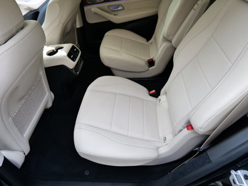 Used 2022 Mercedes-Benz GLS 450 4MATIC image 50