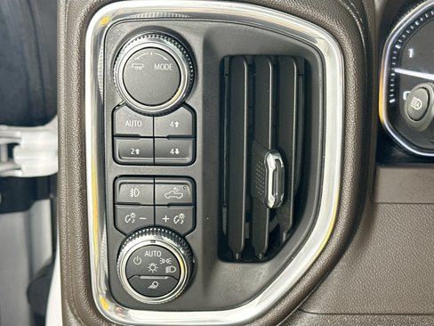 Used 2023 GMC Sierra 2500 Denali image 10