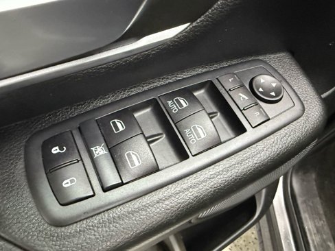 Used 2020 RAM 1500 Big Horn image 11