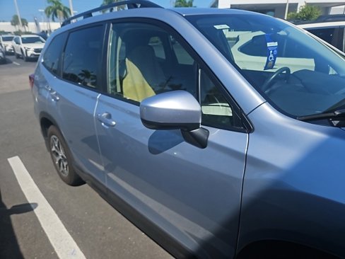 Certified 2023 Subaru Forester Premium image 2