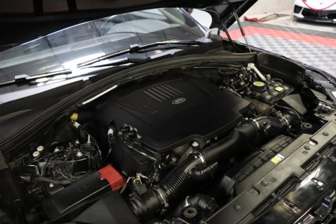 Used 2020 Land Rover Range Rover Velar R-Dynamic S image 78