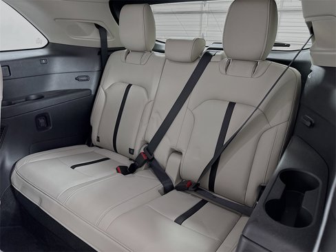 Used 2024 MAZDA CX-90 Plug-In Hybrid w/ Premium Pkg image 15