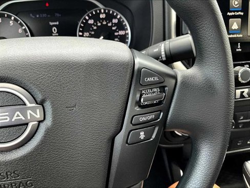 Certified 2025 Nissan Frontier SV image 23