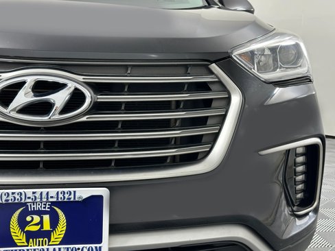 Used 2017 Hyundai Santa Fe SE image 5