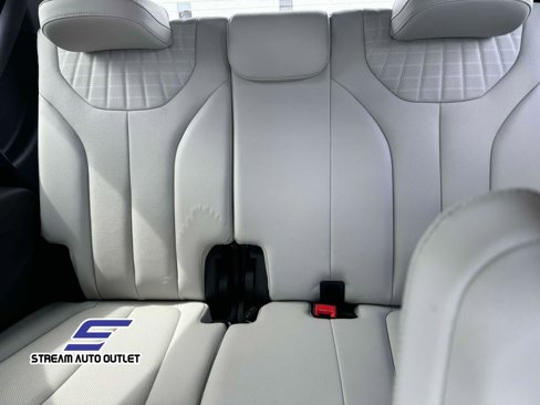 Used 2025 Hyundai Palisade Limited image 13