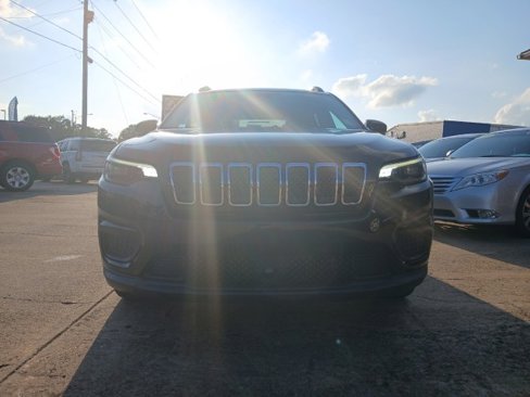 Used 2021 Jeep Cherokee Latitude image 8
