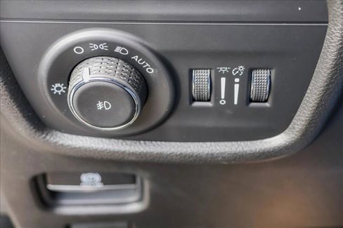 Used 2021 Jeep Grand Cherokee L Limited image 13