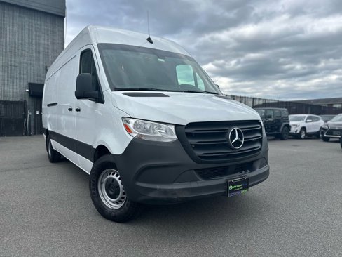 Used 2022 Mercedes-Benz Sprinter 2500 image 3