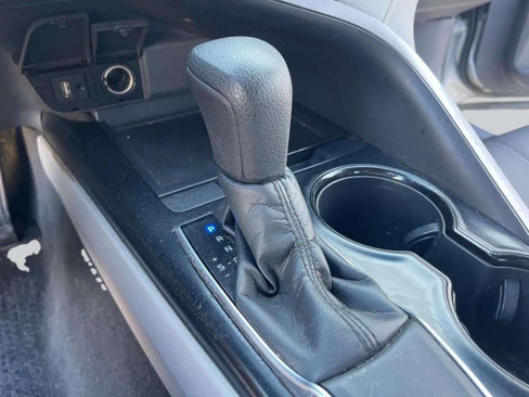 Used 2018 Toyota Camry LE w/ Convenience Package image 25