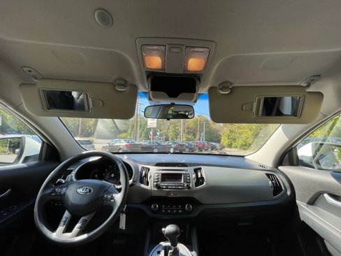 Used 2016 Kia Sportage LX image 24