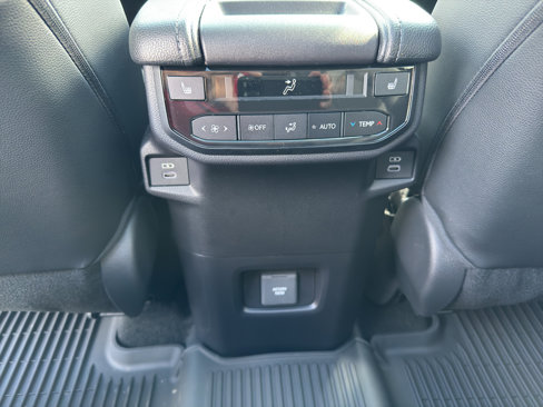 New 2026 Toyota Grand Highlander Limited image 19