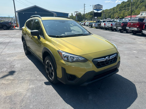 Used 2023 Subaru Crosstrek 2.0i image 3