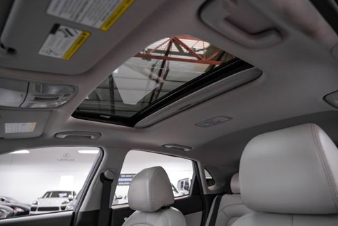 Used 2022 Hyundai Kona Limited image 5