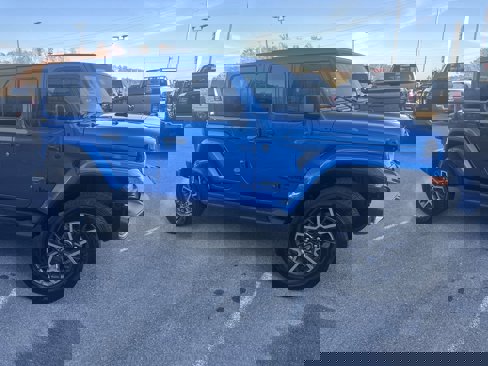 New 2025 Jeep Wrangler Unlimited Sahara w/ Technology Group image 5