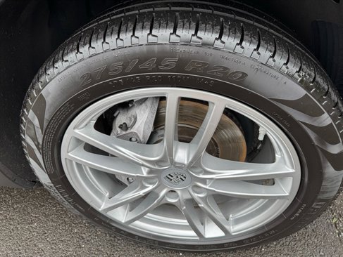 Used 2019 Porsche Cayenne image 11