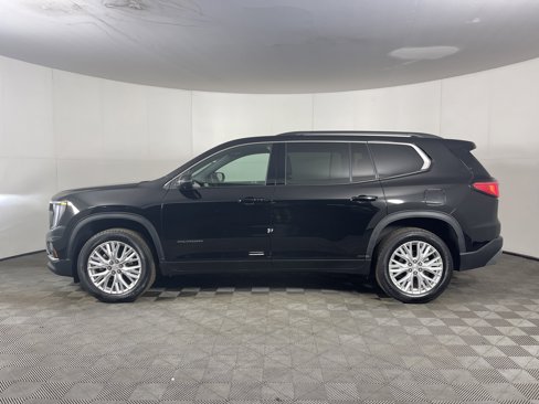 Used 2024 GMC Acadia Elevation image 3