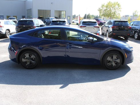 New 2026 Toyota Prius LE image 4