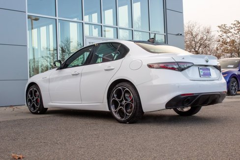 New 2025 Alfa Romeo Giulia AWD image 8