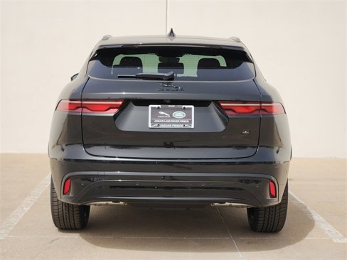 Used 2026 Jaguar F-PACE R-Dynamic S image 6