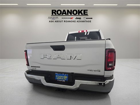 Used 2025 RAM 2500 Big Horn image 12