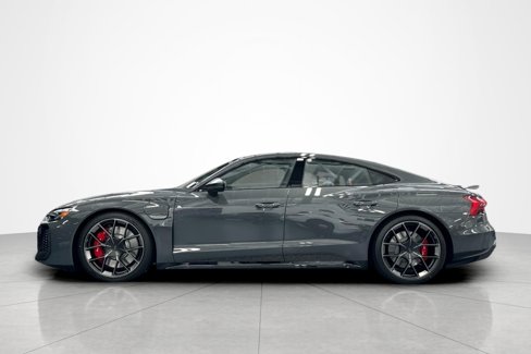 New 2025 Audi RS e-tron GT performance image 3