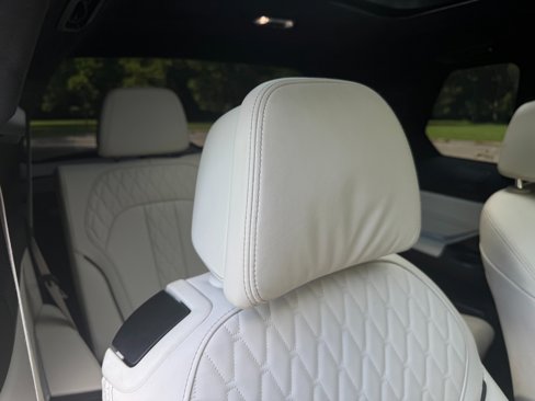 Used 2025 BMW X7 xDrive40i w/ M Sport Package image 42