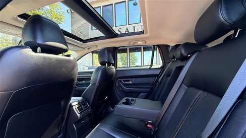 Used 2025 MAZDA CX-50 AWD 2.5 Turbo w/ Premium Pkg image 13