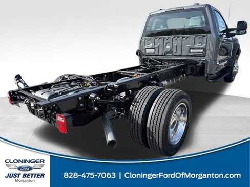 New 2025 Ford F550 4x4 Regular Cab Super Duty image 8