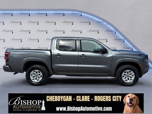 Used 2024 Nissan Frontier SV image 14