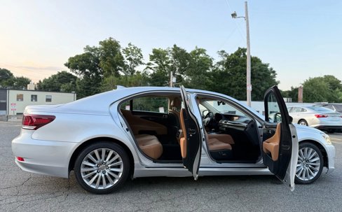 Used 2015 Lexus LS 460 L image 14