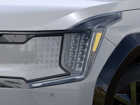 New 2026 Kia EV9 Land w/ Nightfall Edition Package image 8