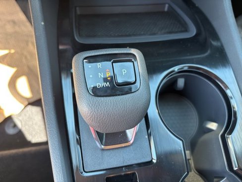 New 2026 Nissan Rogue S image 18