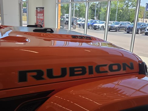 Used 2025 Jeep Wrangler Unlimited Rubicon 392 image 5