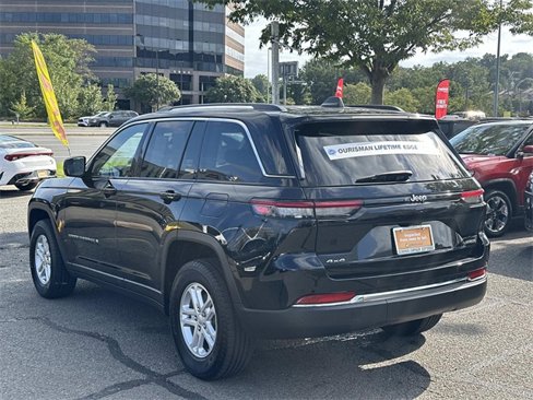 Certified 2023 Jeep Grand Cherokee Laredo w/ Luxury Tech Group I image 4