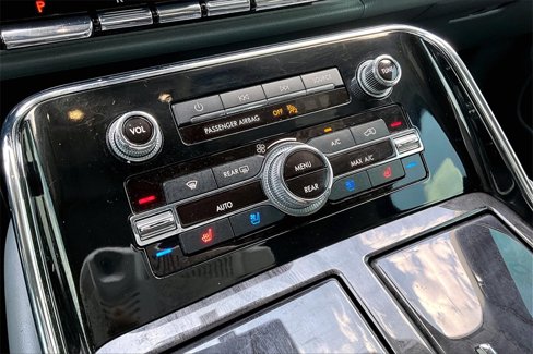 Used 2019 Lincoln Navigator Reserve image 27