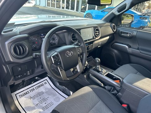 Used 2023 Toyota Tacoma TRD Off-Road w/ Technology Package image 16