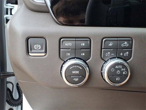 New 2026 GMC Sierra 1500 SLT w/ SLT Premium Plus Package image 15