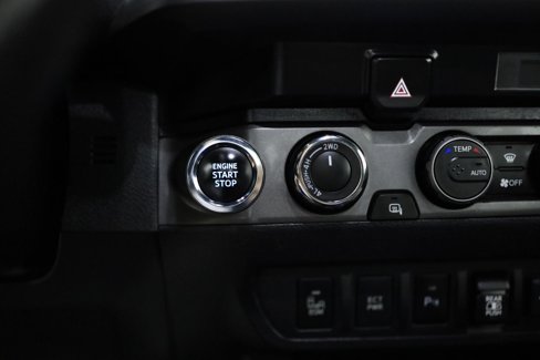 Used 2022 Toyota Tacoma TRD Off-Road image 35