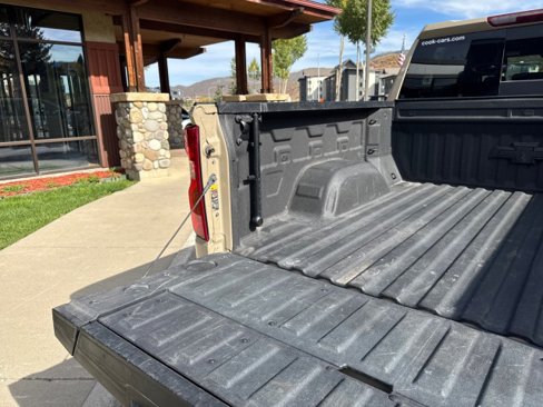 Used 2022 Chevrolet Silverado 1500 LT Trail Boss w/ LT Trail Boss Premium Package image 11