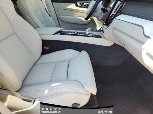 New 2026 Volvo XC60 B5 Ultra w/ Protection Package Premier image 13
