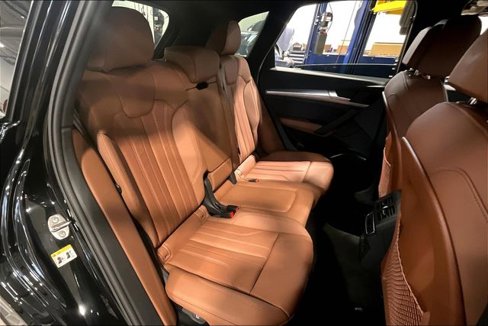 Certified 2025 Audi Q5 2.0T Premium image 27