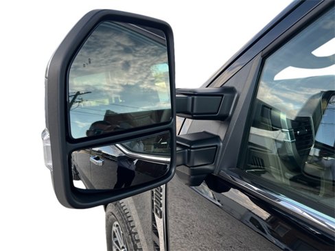 New 2026 Ford F250 Platinum image 19