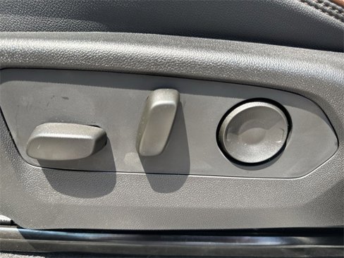New 2025 GMC Canyon AT4 image 12