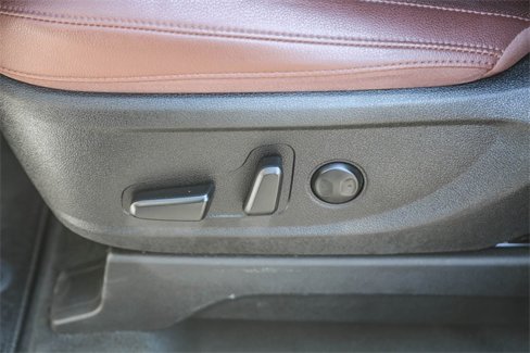 Certified 2024 Kia Telluride EX w/ EX Captain's Chair Package image 23