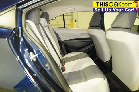 Used 2025 Toyota Corolla LE image 20