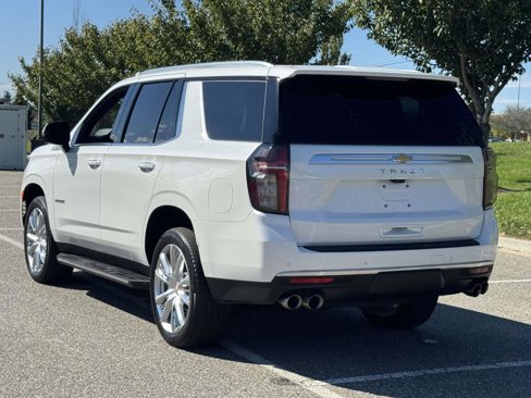 Used 2023 Chevrolet Tahoe High Country image 3