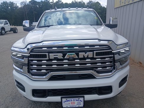 New 2026 RAM 2500 Limited image 16