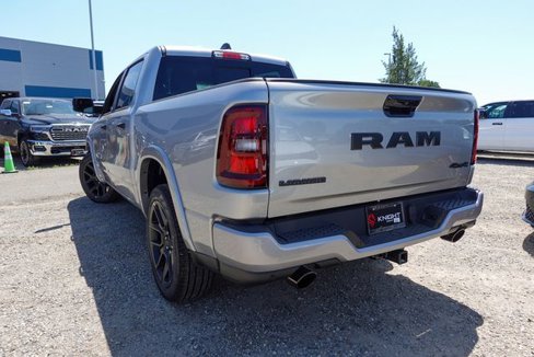 New 2025 RAM 1500 Laramie w/ Night Edition image 11