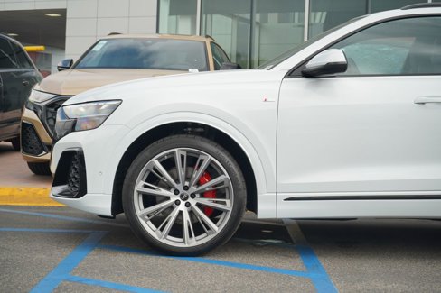 New 2026 Audi Q8 Prestige image 2
