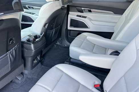 Used 2022 Kia Telluride EX w/ EX Premium Package image 12